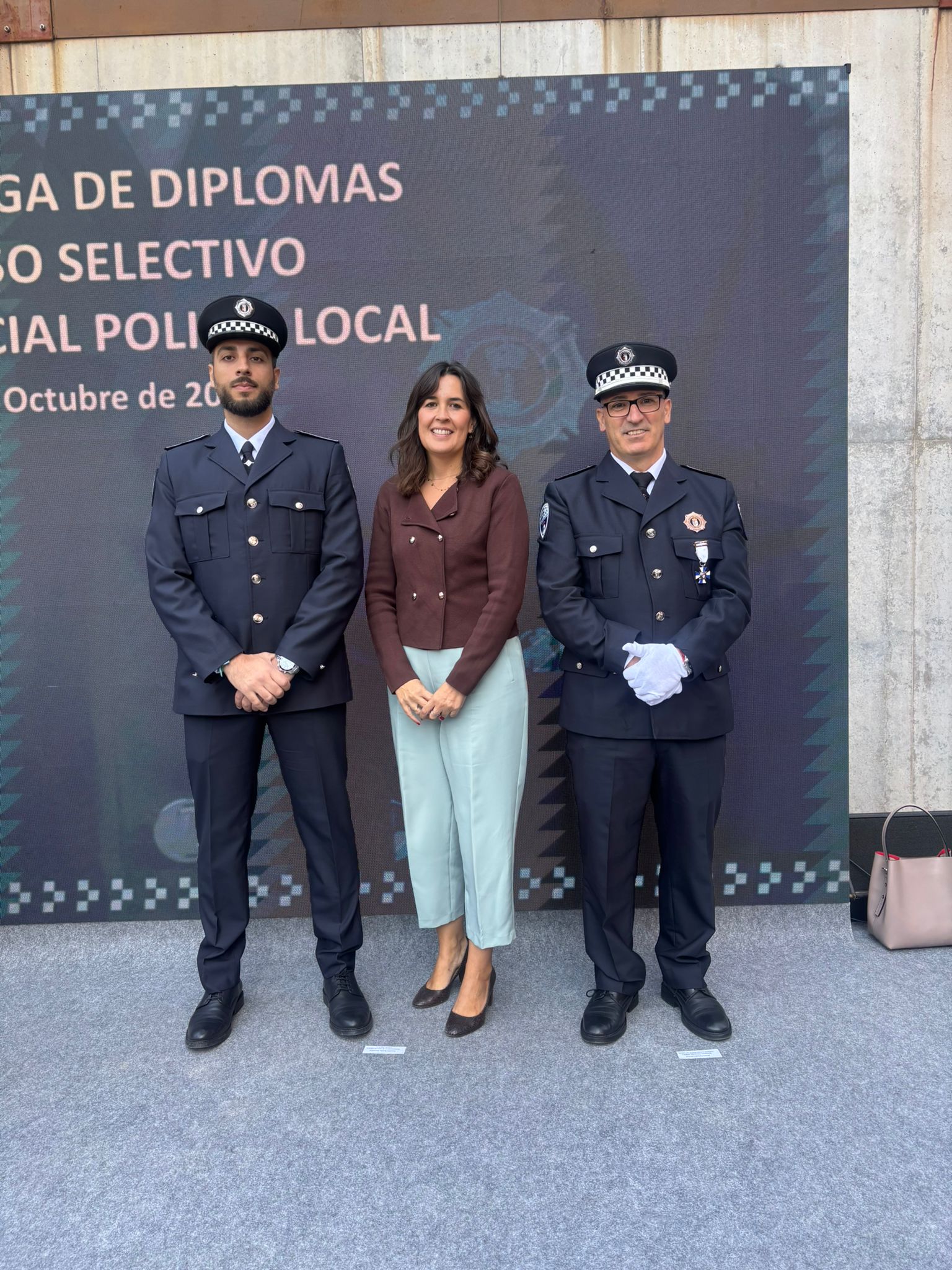 La Policía Local de Calzada de Calatrava incorpora a su plantilla un nuevo agente de carrera y cubrirá dos plazas más en 2026